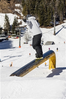 GirlsShredSession_2024